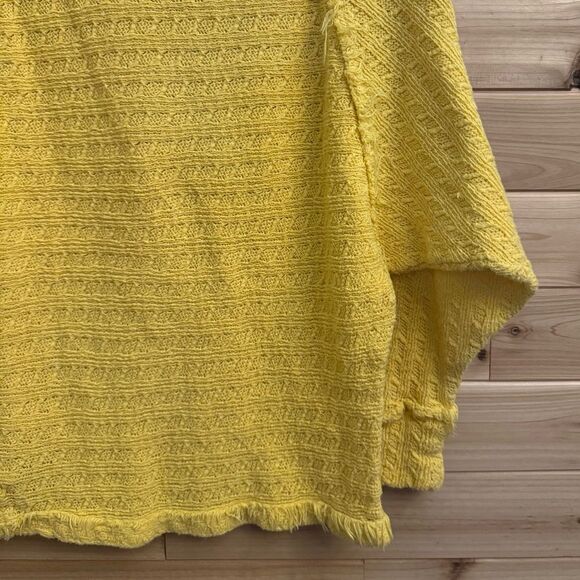 We The Free Size Medium Bright Yellow Thein Hacci V Neck Lightweight Sweater - Picture 9 of 13